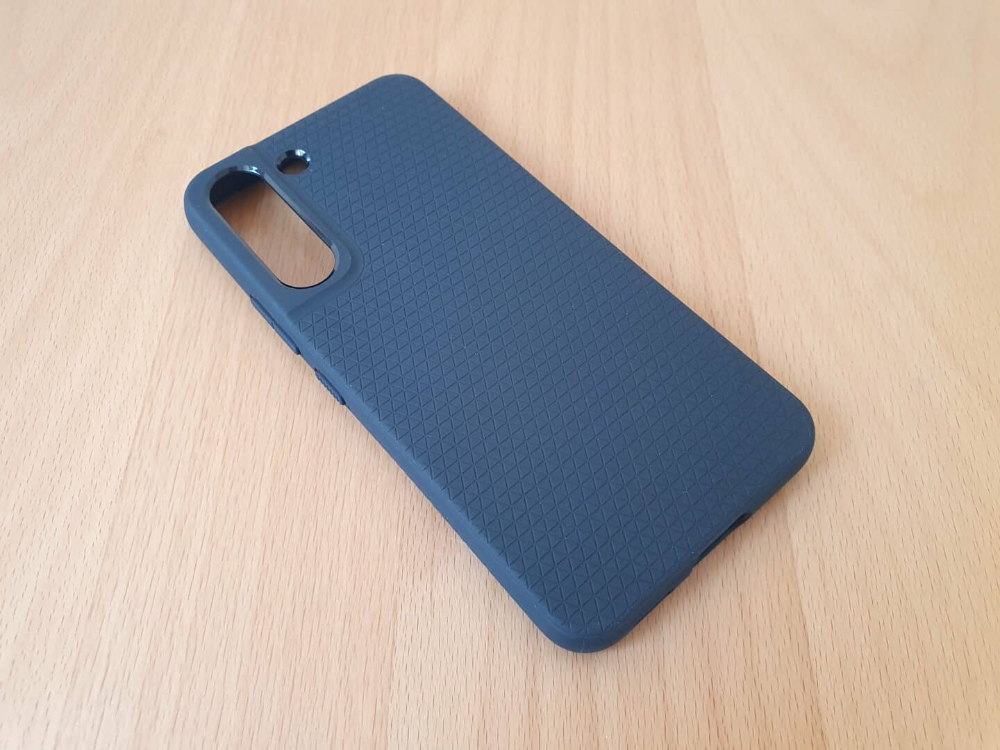 Spigen Liquid Air Hülle für das Galaxy S22